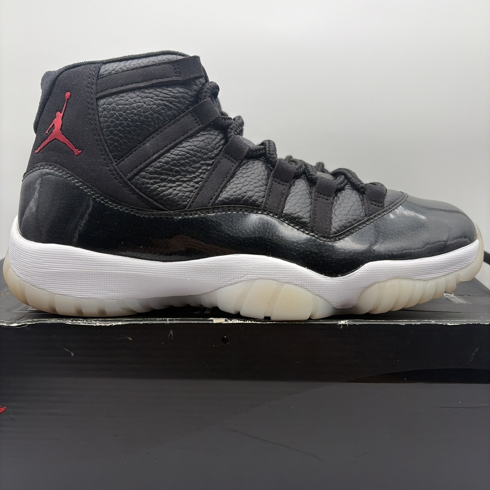 Size 9.5 - Jordan 11 Retro 72-10 2015 (378037-002)